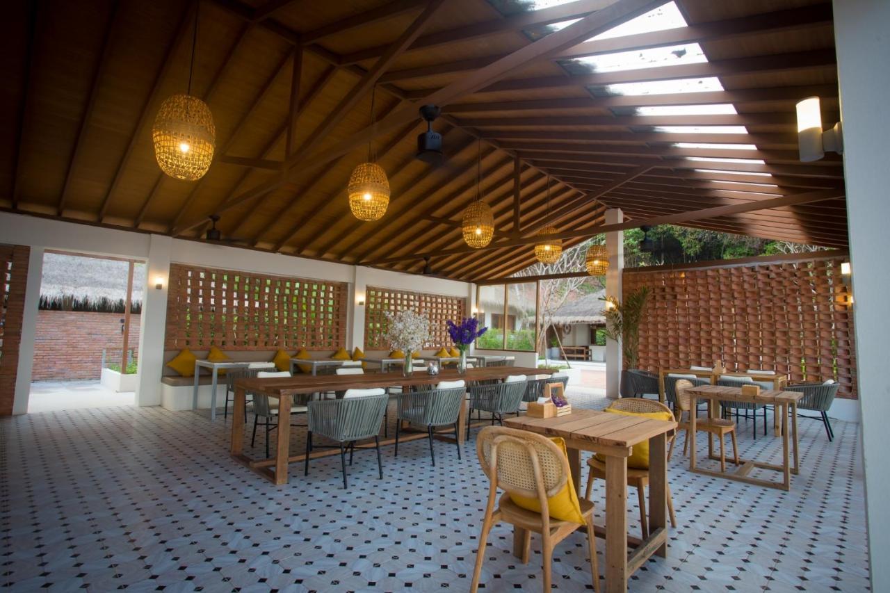 The Nest Private Beach Resort 춤폰 외부 사진