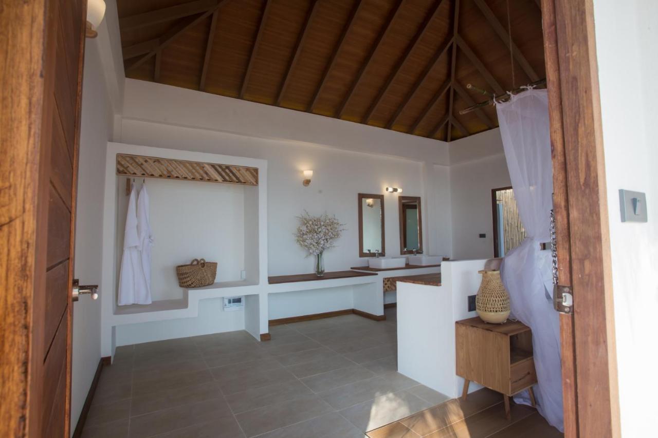 The Nest Private Beach Resort 춤폰 외부 사진