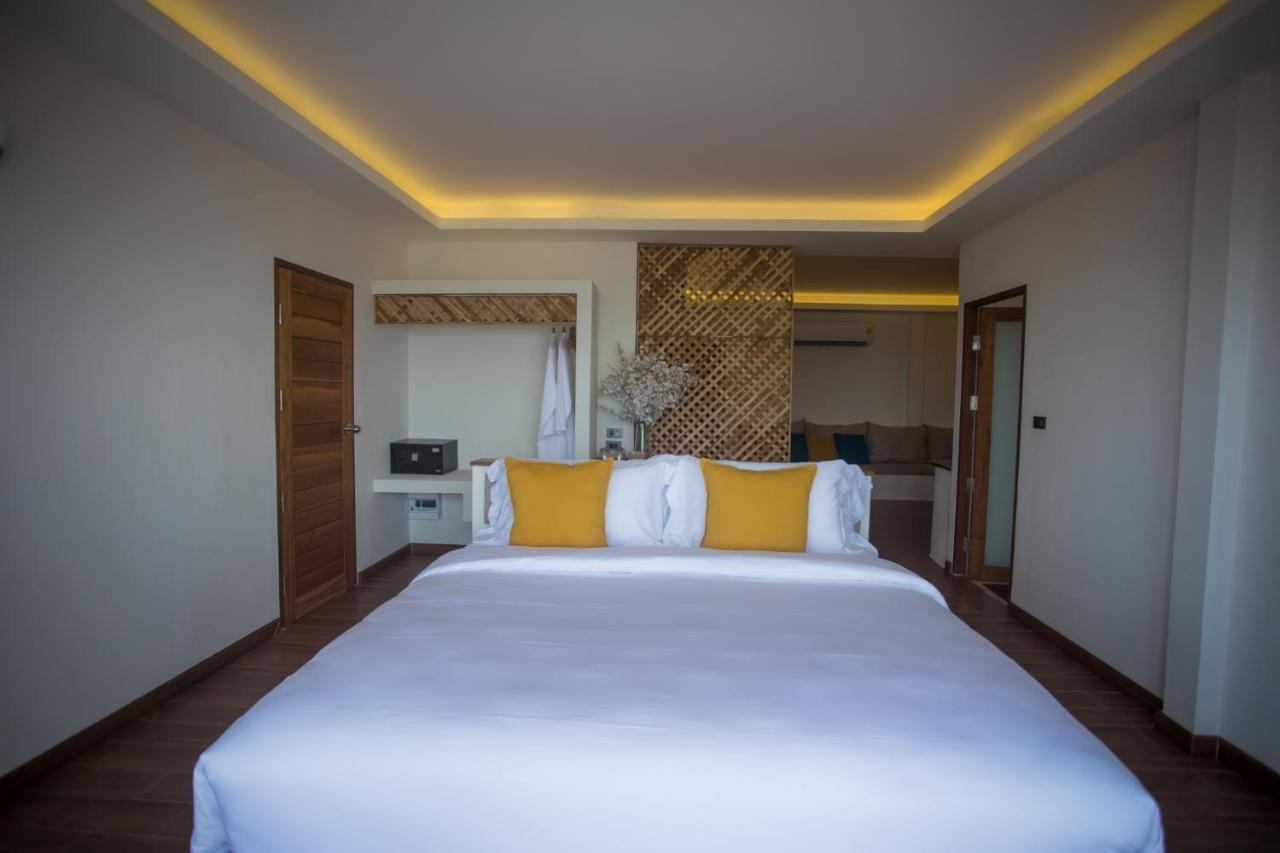 The Nest Private Beach Resort 춤폰 외부 사진