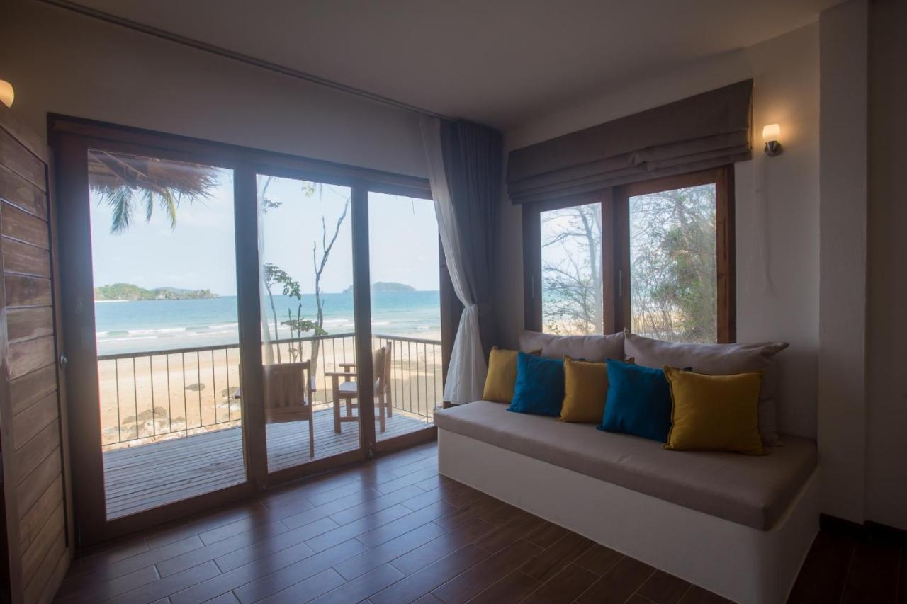 The Nest Private Beach Resort 춤폰 외부 사진